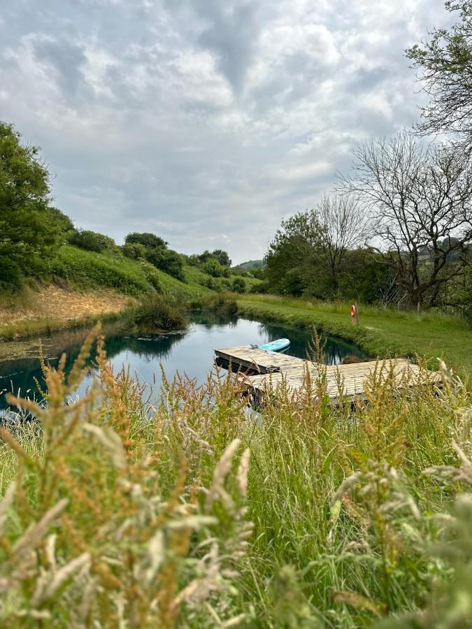 Bracken Yurt At Walnut Farm Glamping Otel Netherbury Dış mekan fotoğraf